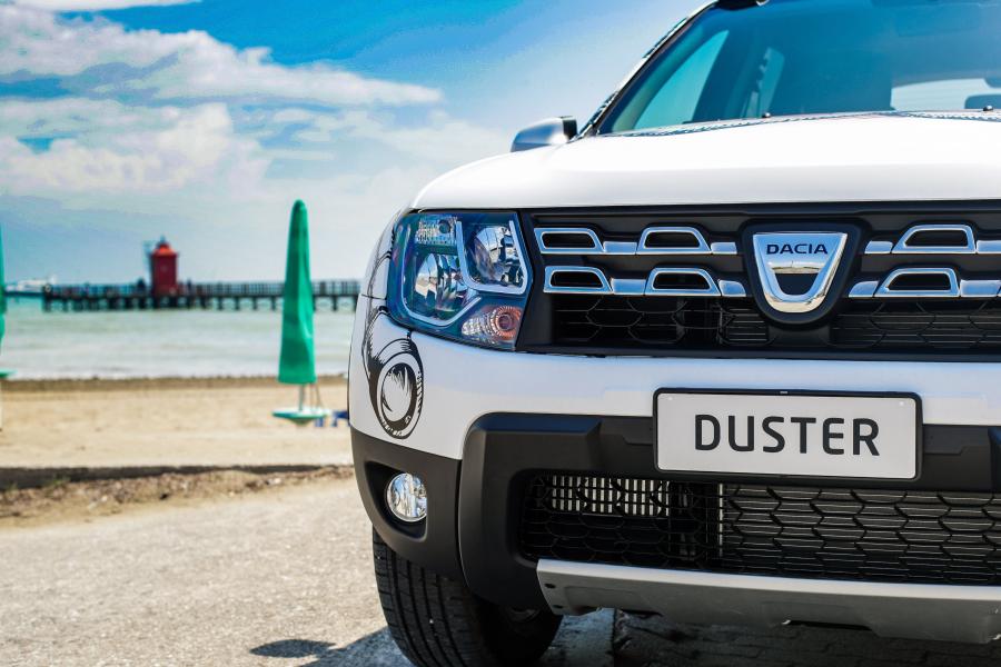 Детали экстерьера Dacia Duster Strongman 2017 года  (фото 13 из 30)